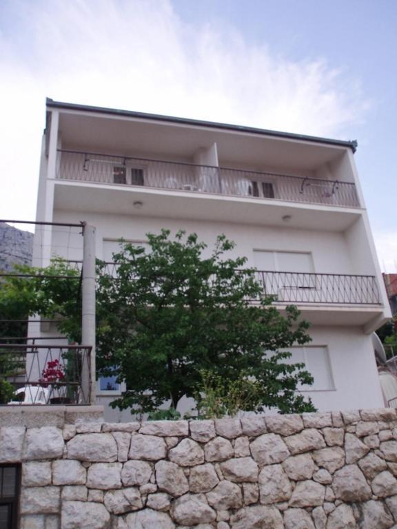 Apartments Ivka Omiš Exterior foto